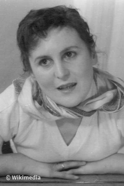 Annemarie Siemank Annemarie Siemank